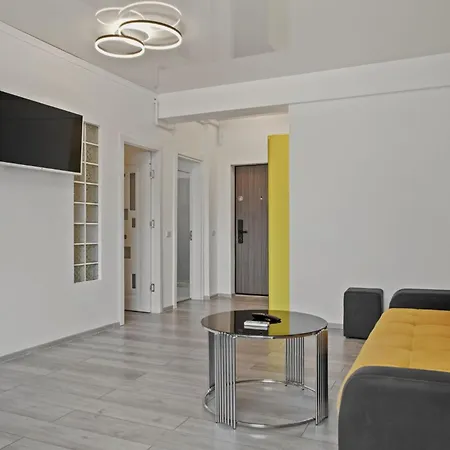 Almar 1bdr With Pool & Private Parking * Năvodari